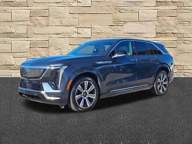 2025 Cadillac Escalade IQ Luxury 2