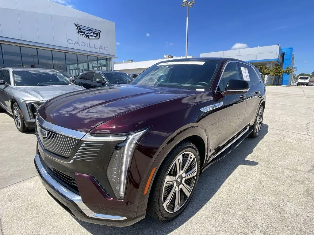 2025 Cadillac Escalade IQ Luxury 2