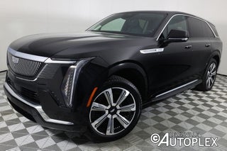 2025 Cadillac Escalade IQ Luxury 2