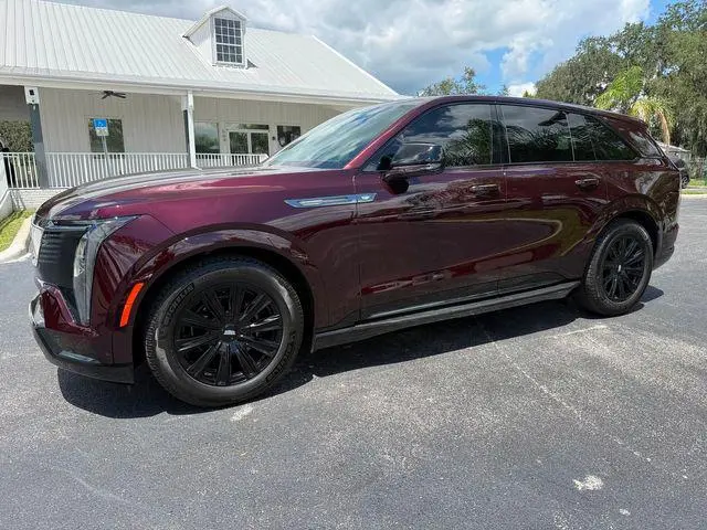 2025 Cadillac Escalade IQ Sport 1