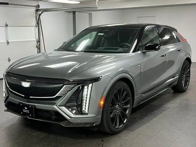 2026 Cadillac LYRIQ-V V Premium