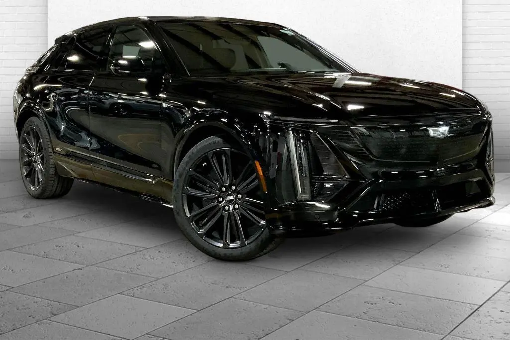 2026 Cadillac LYRIQ-V V