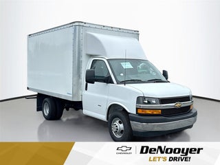 2024 Chevrolet Express 3500