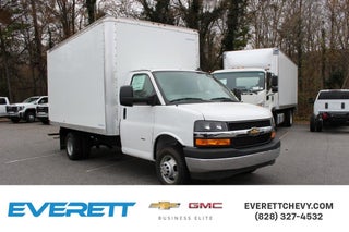 2025 Chevrolet Express Chassis 3500