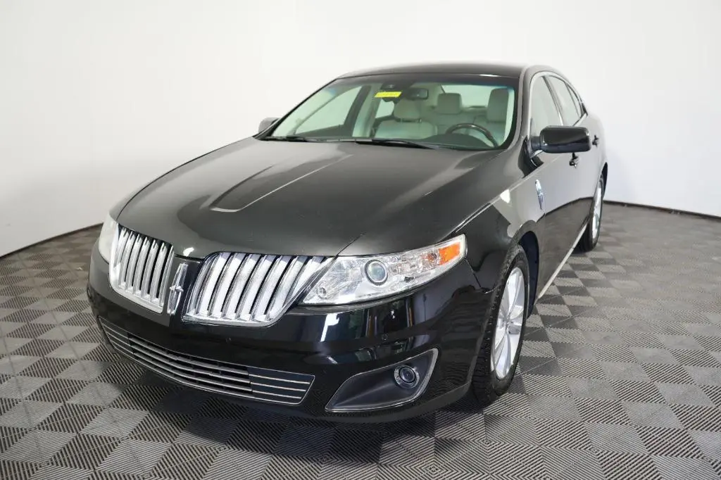 2011 Lincoln MKS