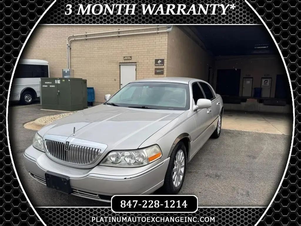 2007 Lincoln Town Car Signature
