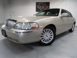 2005 Lincoln Town Car Signature
