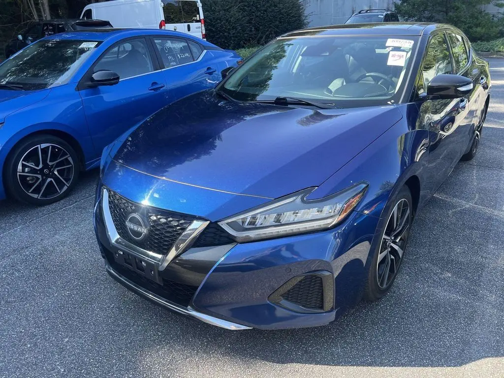 2023 Nissan Maxima SL