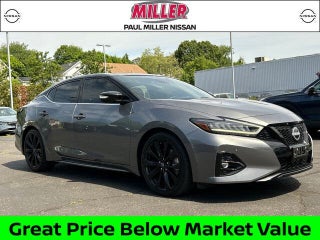 2023 Nissan Maxima SR