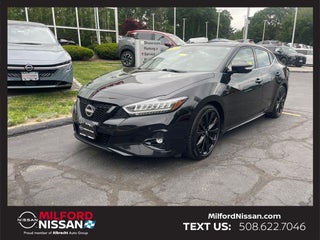 2023 Nissan Maxima SR