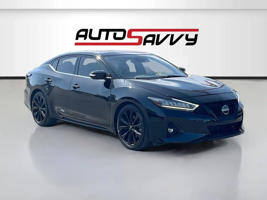 2023 Nissan Maxima SR