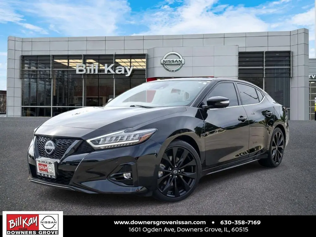 2023 Nissan Maxima SR