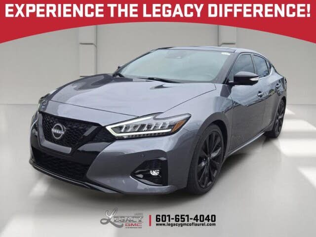 2023 Nissan Maxima SR