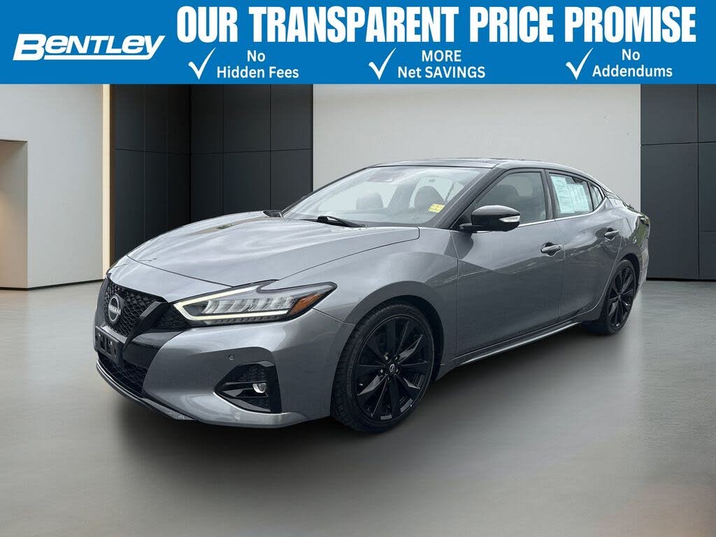 2023 Nissan Maxima SR