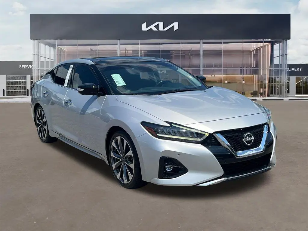 2023 Nissan Maxima Platinum