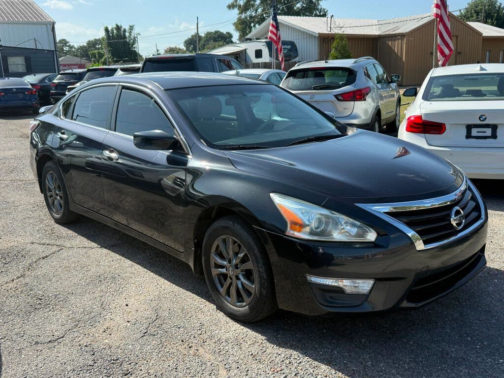 2015 Nissan Altima SV