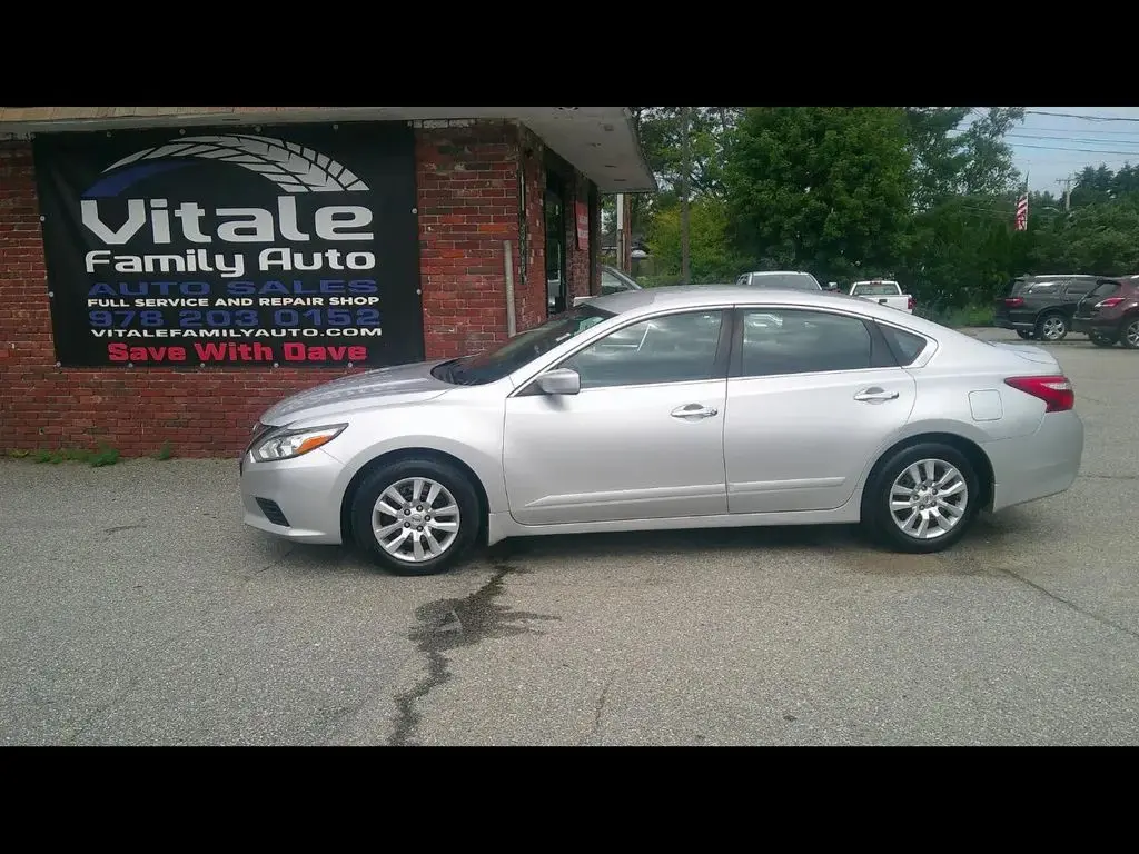 2016 Nissan Altima 2.5 SR