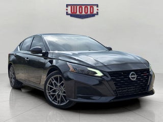 2023 Nissan Altima SR