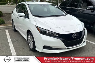 2025 Nissan LEAF S
