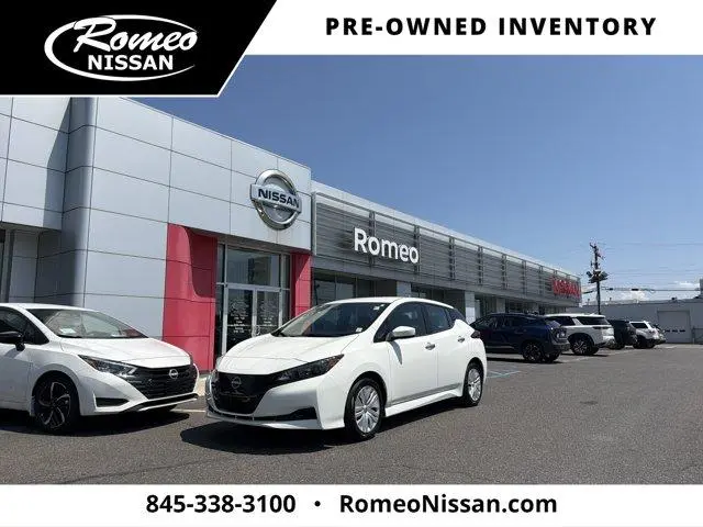 2023 Nissan LEAF S