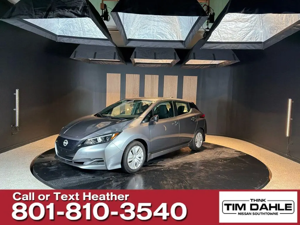 2024 Nissan LEAF S