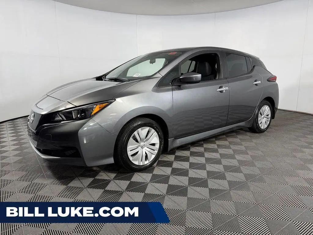 2025 Nissan LEAF S