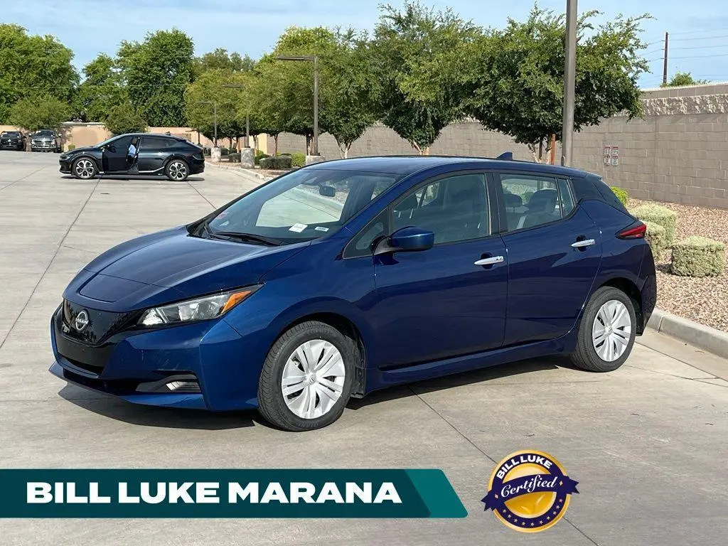 2025 Nissan LEAF S