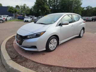 2025 Nissan LEAF S