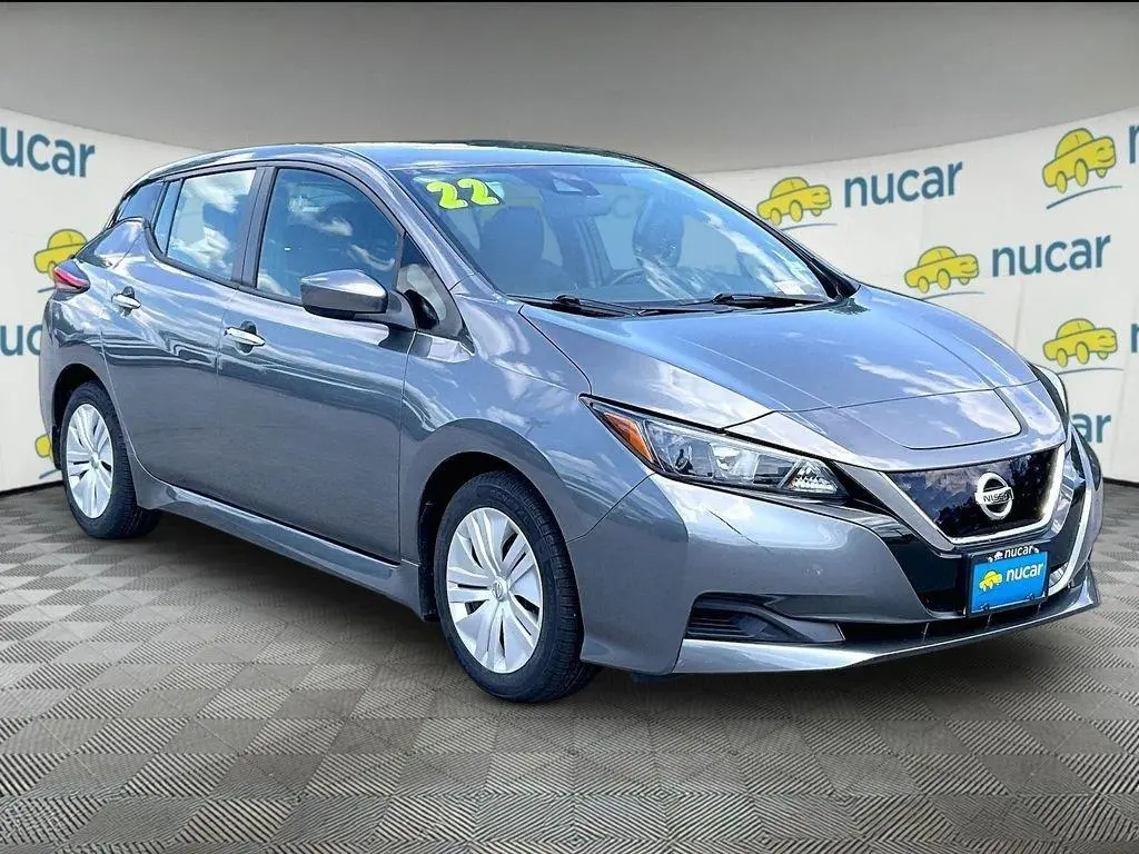2022 Nissan LEAF S
