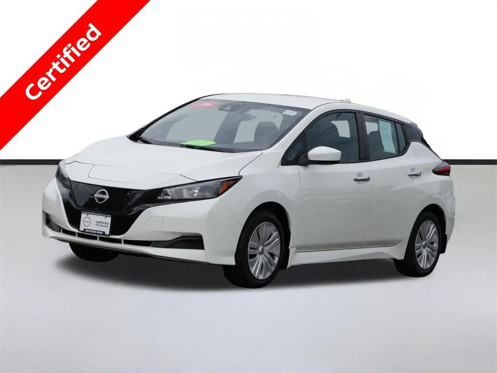2025 Nissan LEAF S