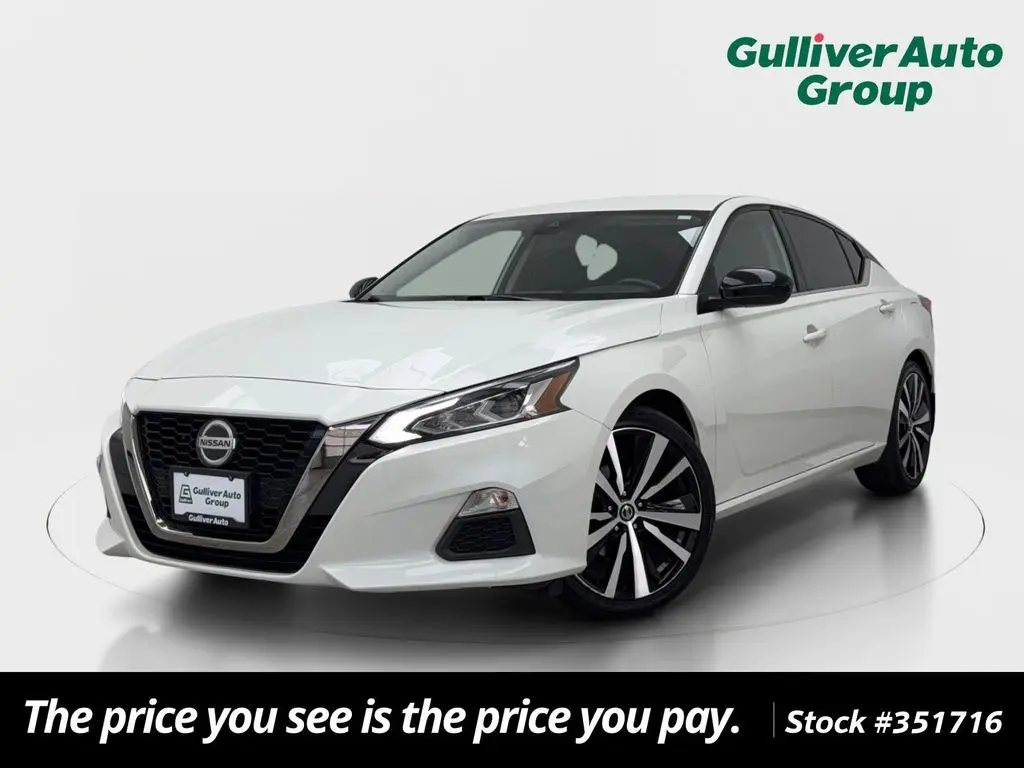 2022 Nissan Altima SR