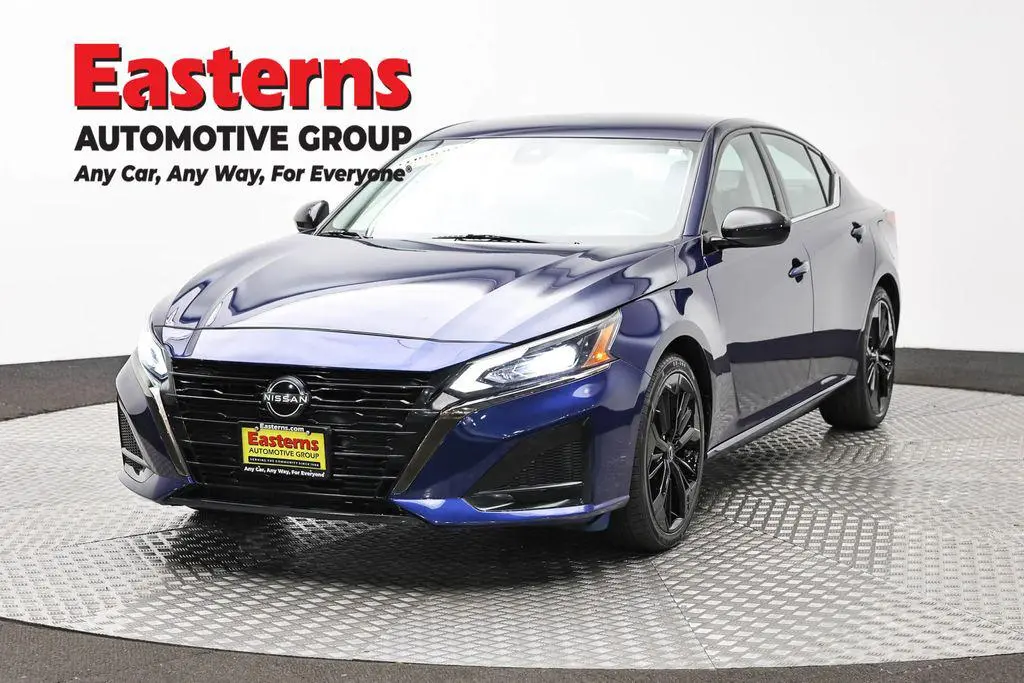 2023 Nissan Altima SR