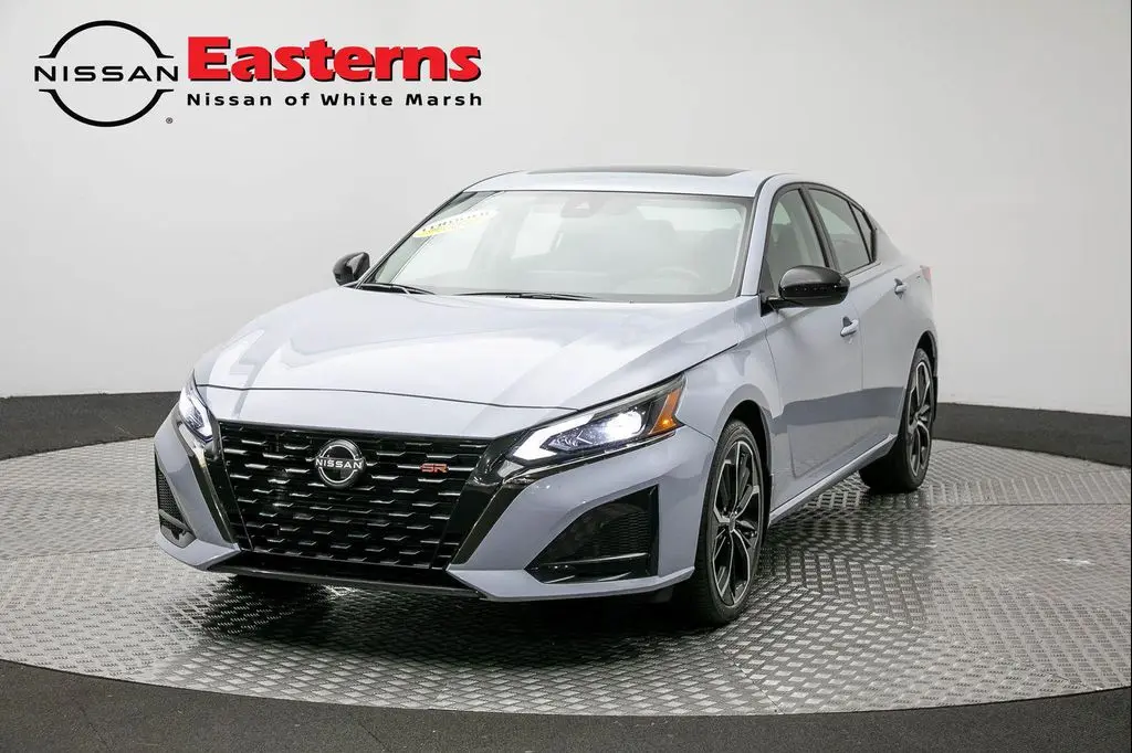 2023 Nissan Altima SR