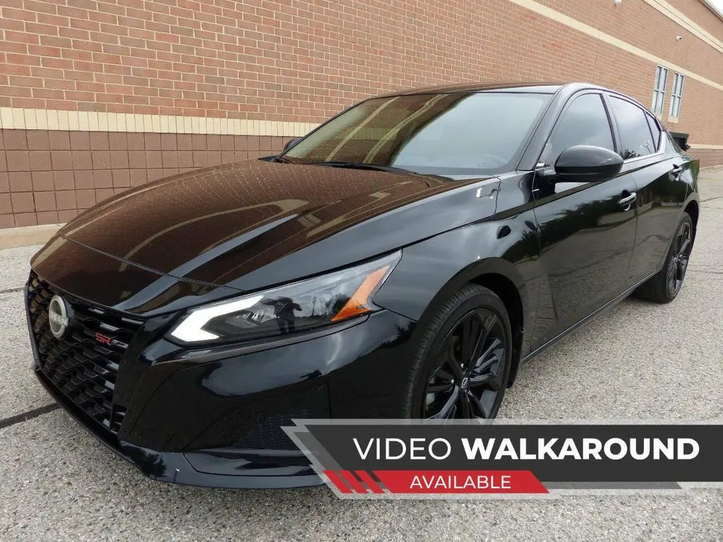 2024 Nissan Altima SR