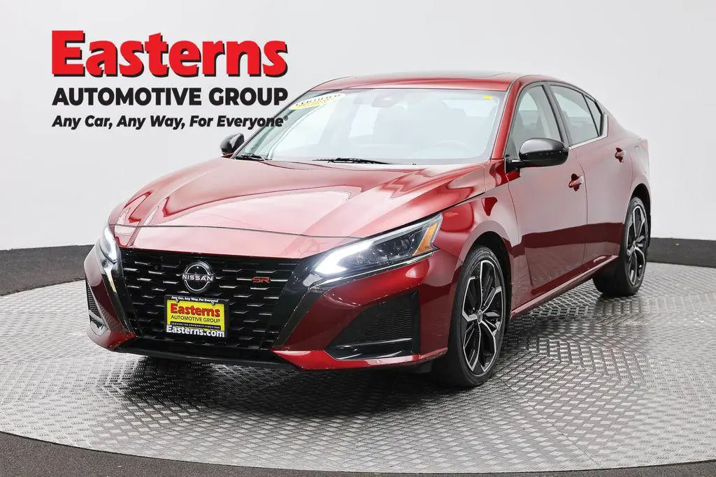 2023 Nissan Altima SR