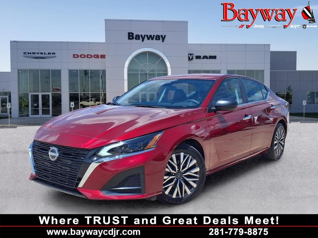 2024 Nissan Altima SV