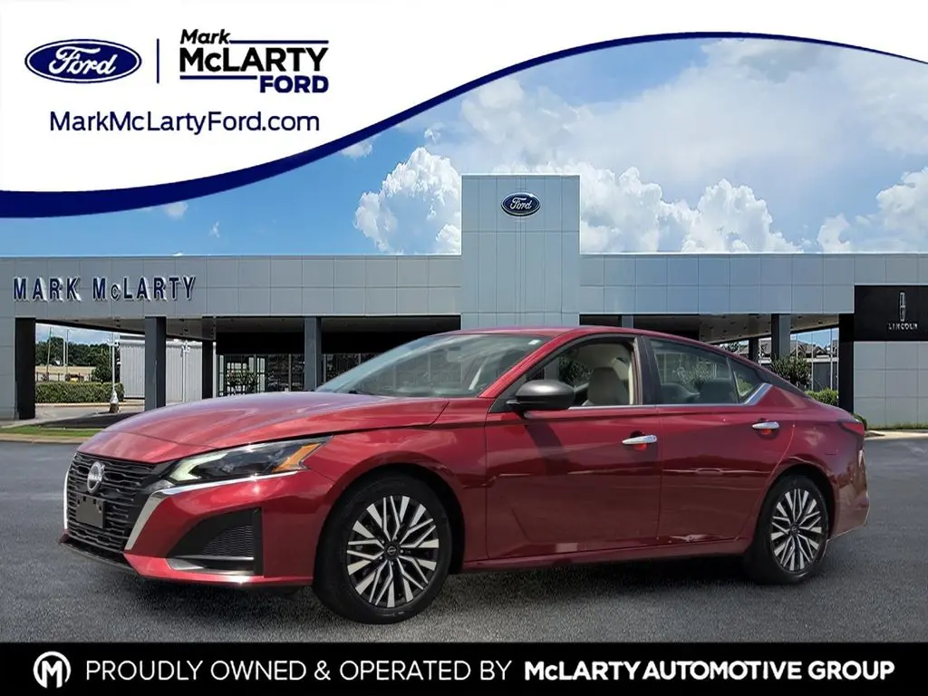 2025 Nissan Altima SV