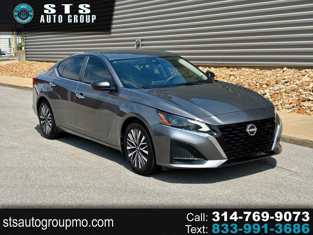 2024 Nissan Altima SV