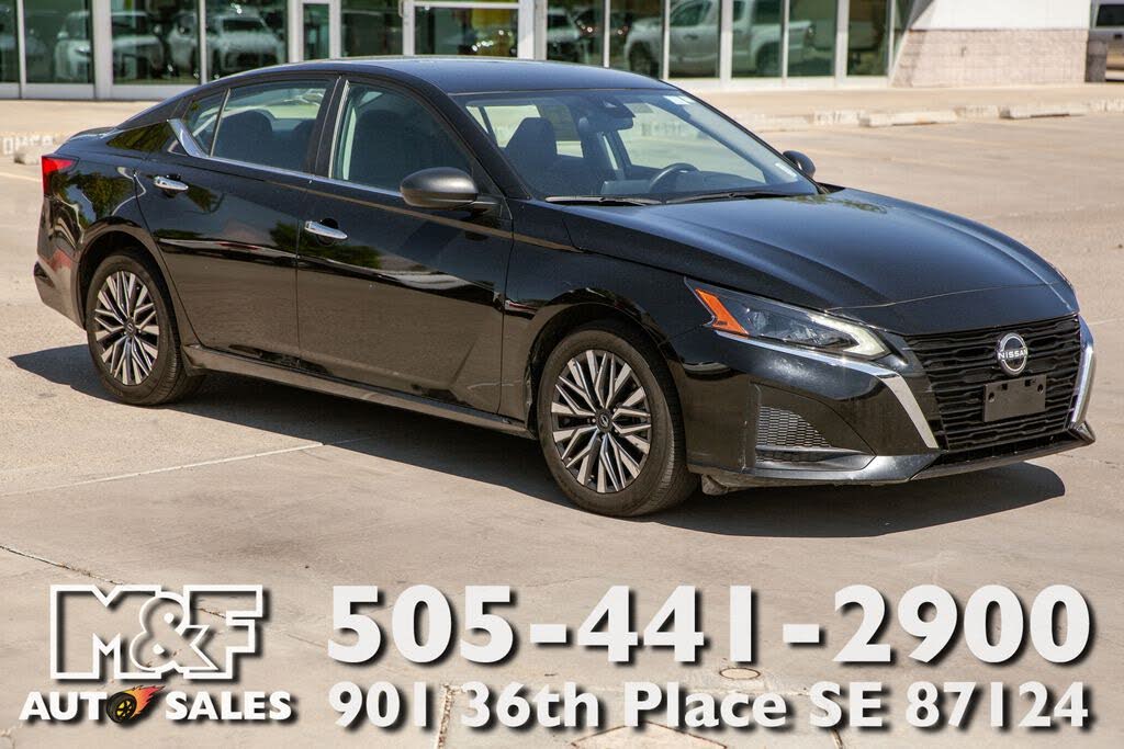 2025 Nissan Altima SV
