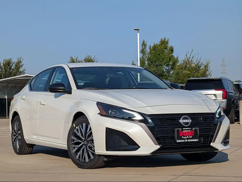 2026 Nissan Altima SV