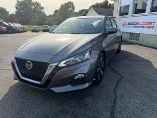 2022 Nissan Altima SV