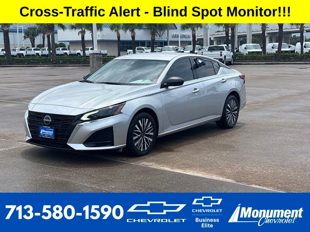 2024 Nissan Altima SV