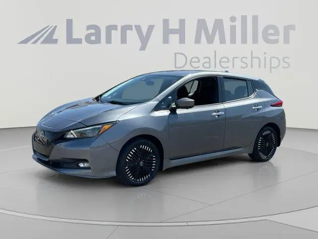 2023 Nissan LEAF SV Plus