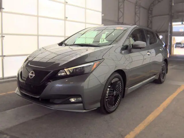 2025 Nissan LEAF SV Plus