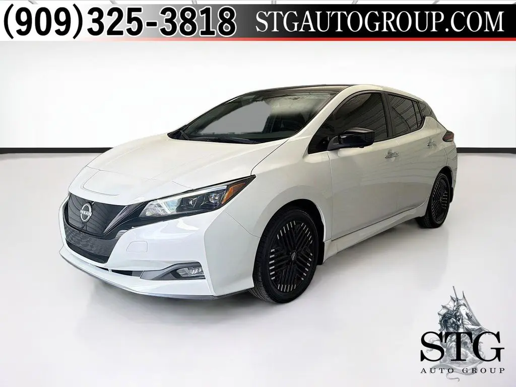 2024 Nissan LEAF SV Plus