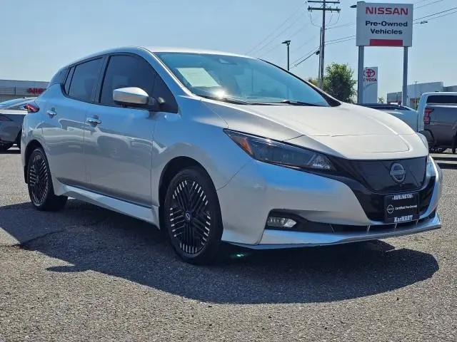 2024 Nissan LEAF SV Plus