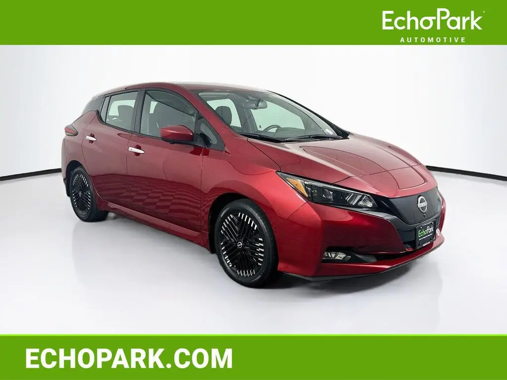 2023 Nissan LEAF SV Plus