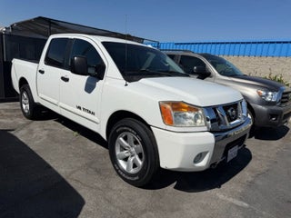 2012 Nissan Titan SV