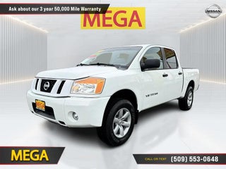 2013 Nissan Titan SV