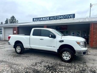2017 Nissan Titan XD SV